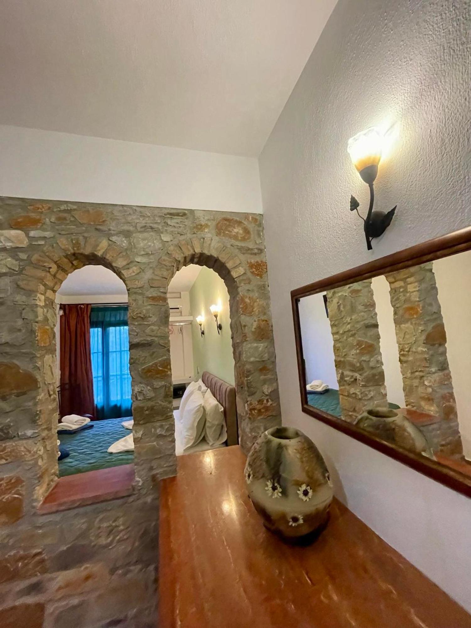 Skiathos Island Suites Troulos Exteriér fotografie