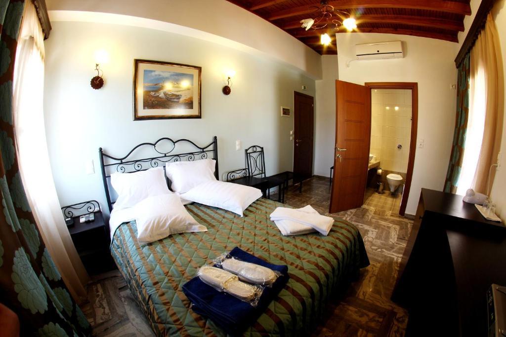Skiathos Island Suites Troulos Pokoj fotografie